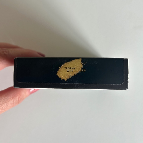 Fenty Beauty Killawatt Highlighter - Picture 10 of 10